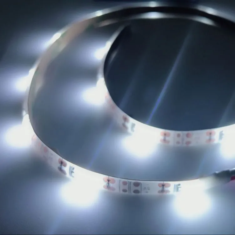 Battery powered led strip light 5v 2835 IP65 8mm width with 4*AAA battery box  portable