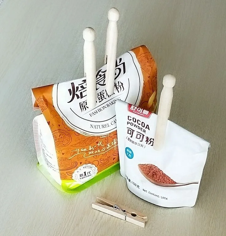 
wooden clothes pegs /wooden doll clips /wooden doll pegs 