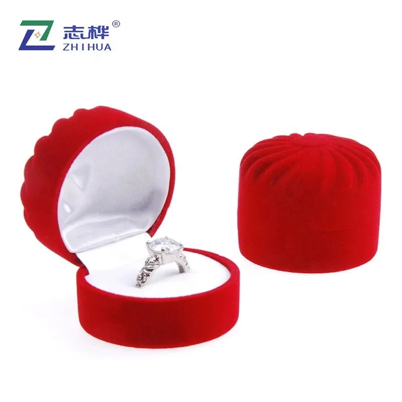 Wholesale Sun Shape Wedding Ring Packaging Red Flocking Jewelry Case Classical Velvet Ring Roll Box With Logo