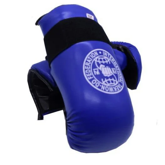 Manufacturers supply ITF taekwondo leather red or blue hand gloves hand protector sparring gloves