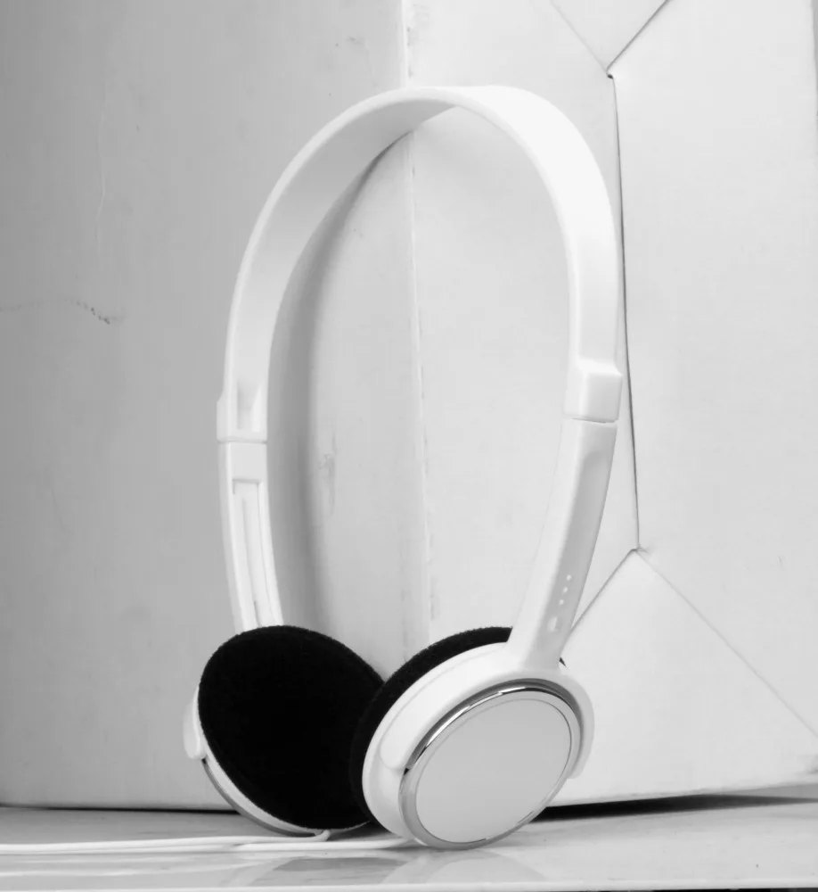 kid stereo headset small kid headphone with Volume control hearing protecting