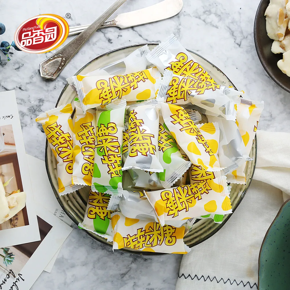 Молочный белый кокосовый мясо со Yummy, конфеты с нугой для десерта