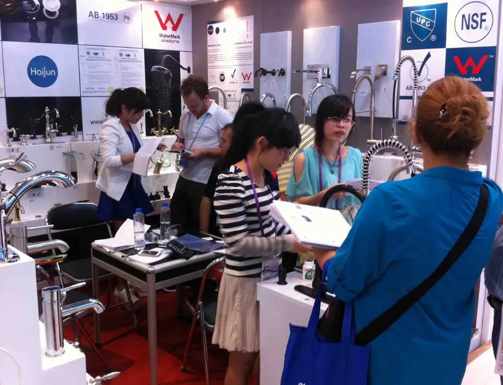 Watermark Tapware Long neck Single Handle Single Hole Brushed Nickle Pull Down Spring Kitchen Sink Faucet