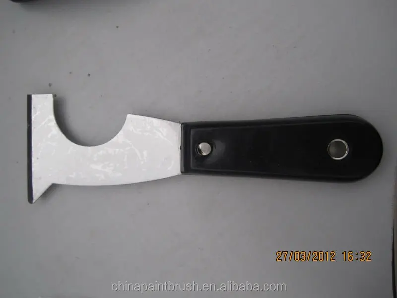 
putty knife 