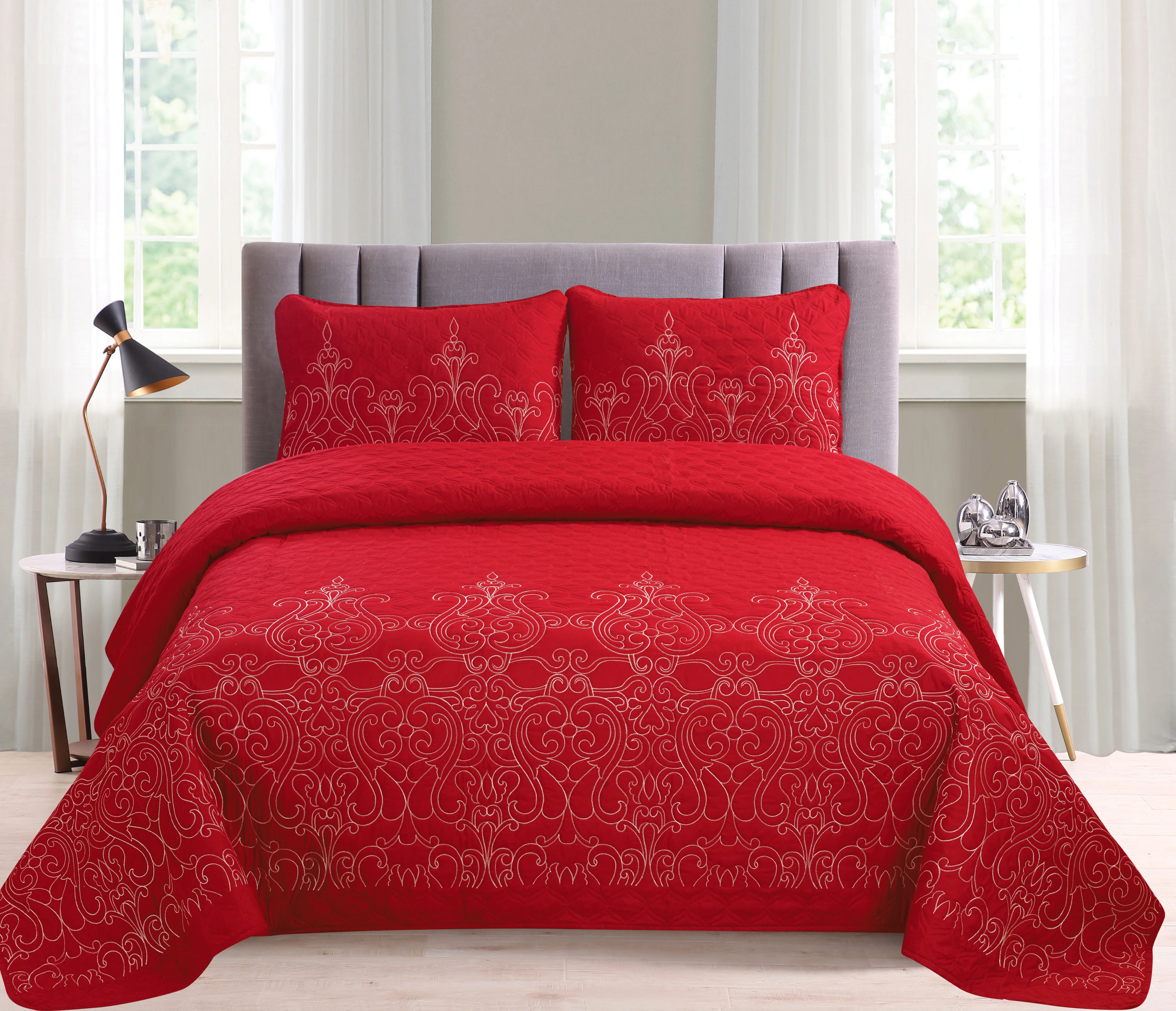Luxury embroidery quilt 3pc set