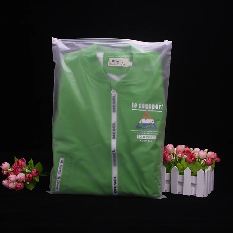 Прозрачная пластиковая упаковка на молнии LDPE для ткани