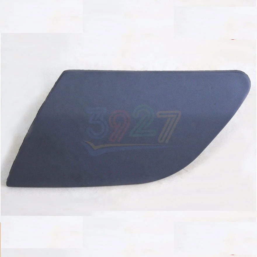 Auto Car Front Bumper Headlight Washer Cover Spray Accessory for VW Jetta 5 / Golf MK5 GTI