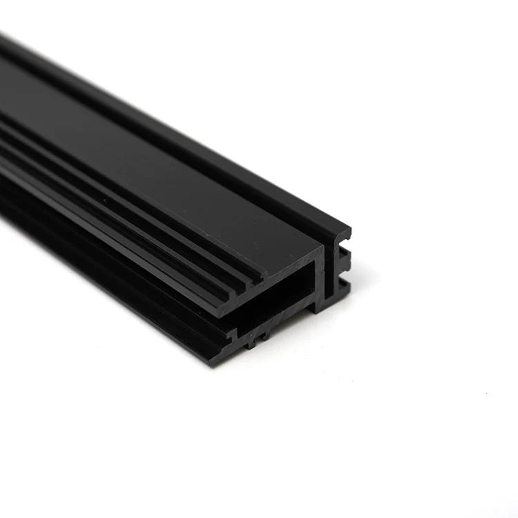 ПВХ полимеров прессованного разделы профиля