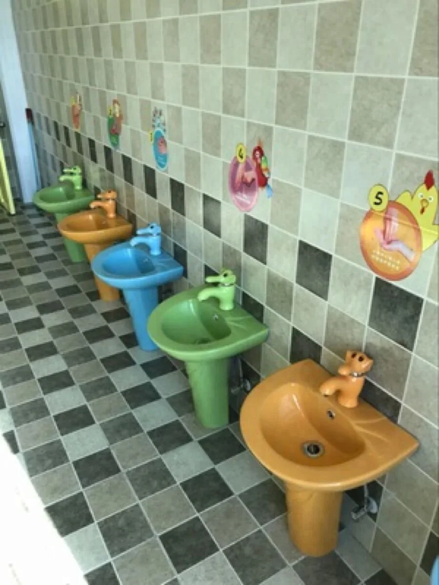 kindergarten boy pee kid urinal ceramic wall mounted colorful small children urinal
