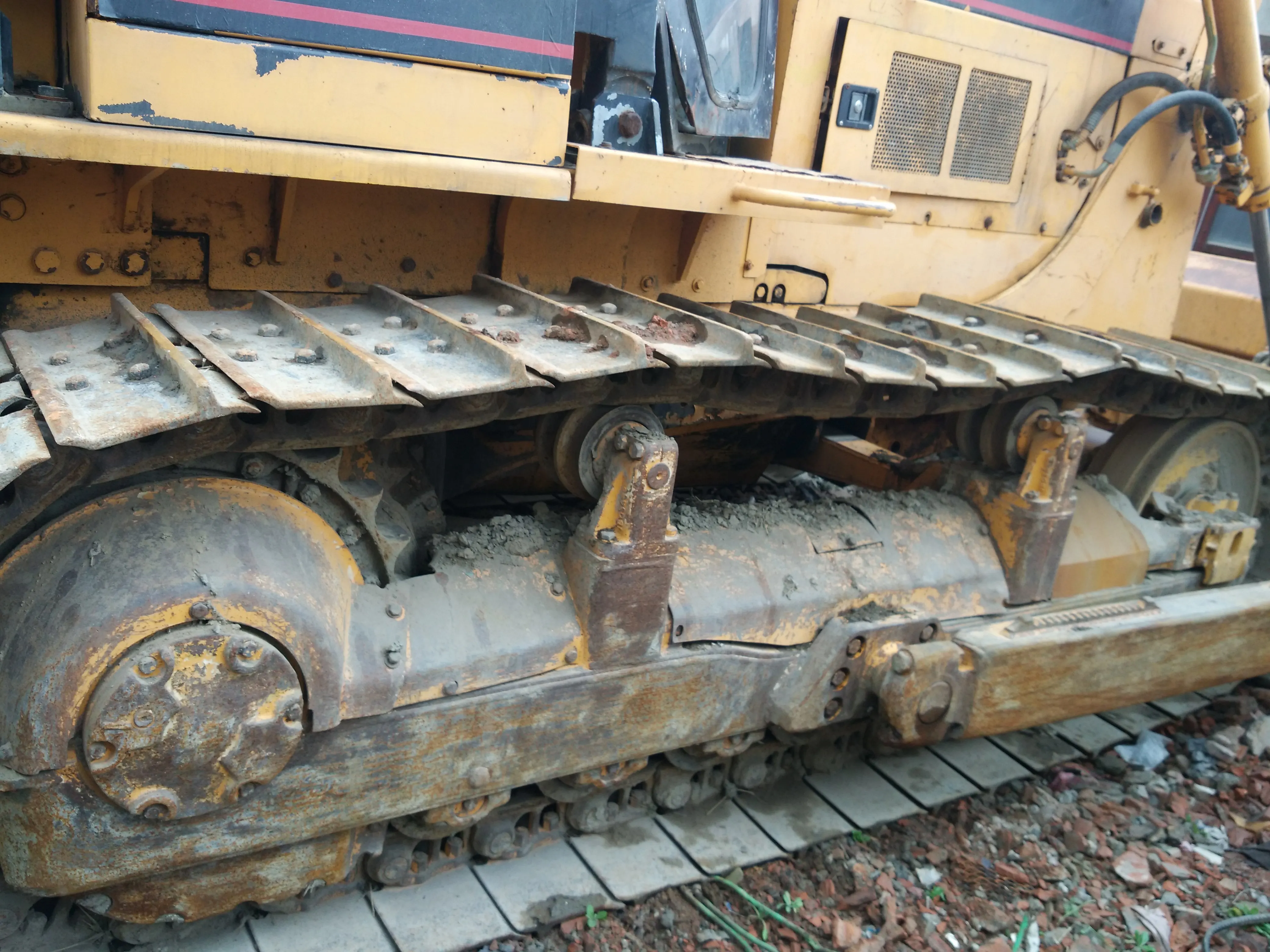 Good price best working condition america  D6G  D3 D8 D6 D5 D4 D9 D7 D10 Crawler bulldozer for sale