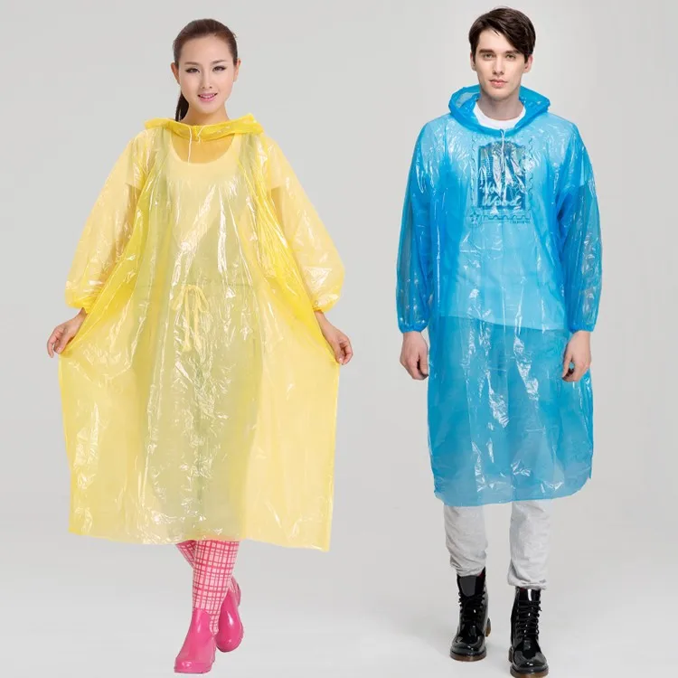 Germany Popular Clear Raincoat Women in Plastic Raincoats