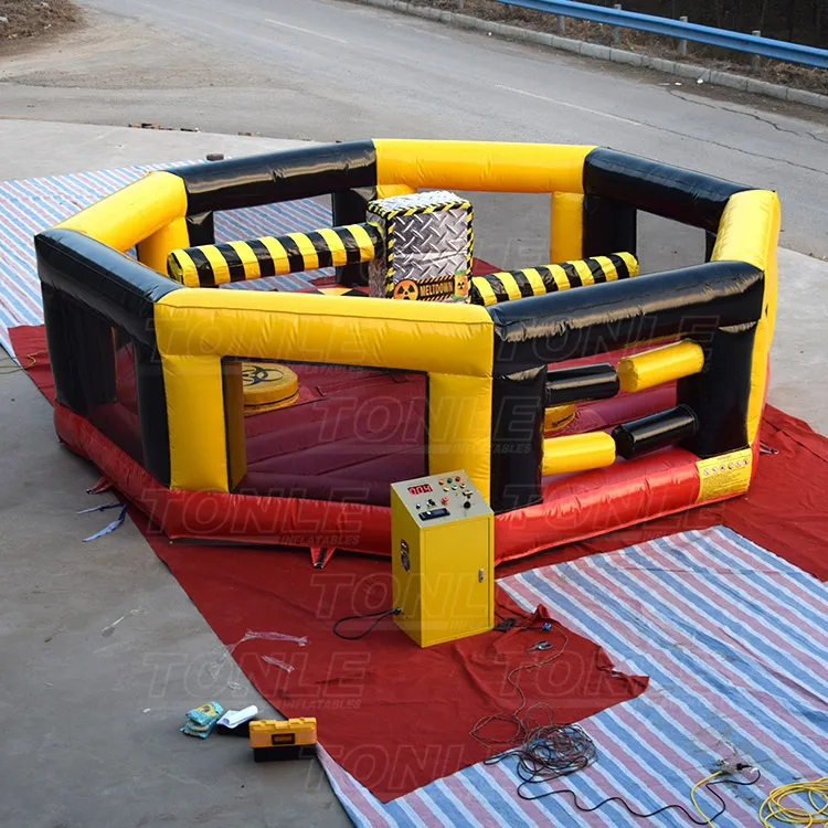 cheap 4 players inflatable last man standing,inflatable total wipeout sweeper game for sale