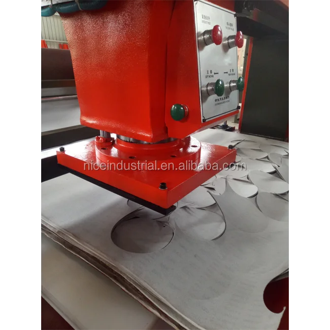 
hydraulic travelling head Cutting press soccer ball making machine 