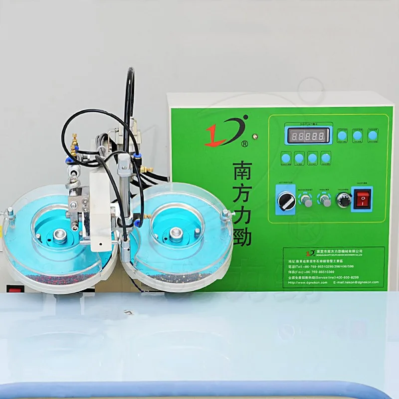 Ultrasonic rhinestone fixing machine