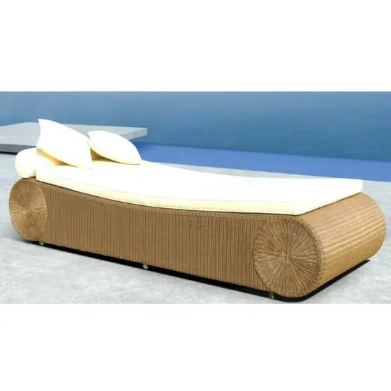 Hot sale outdoor sun bed patio garden rattan swimming pool sun lounger furniture
