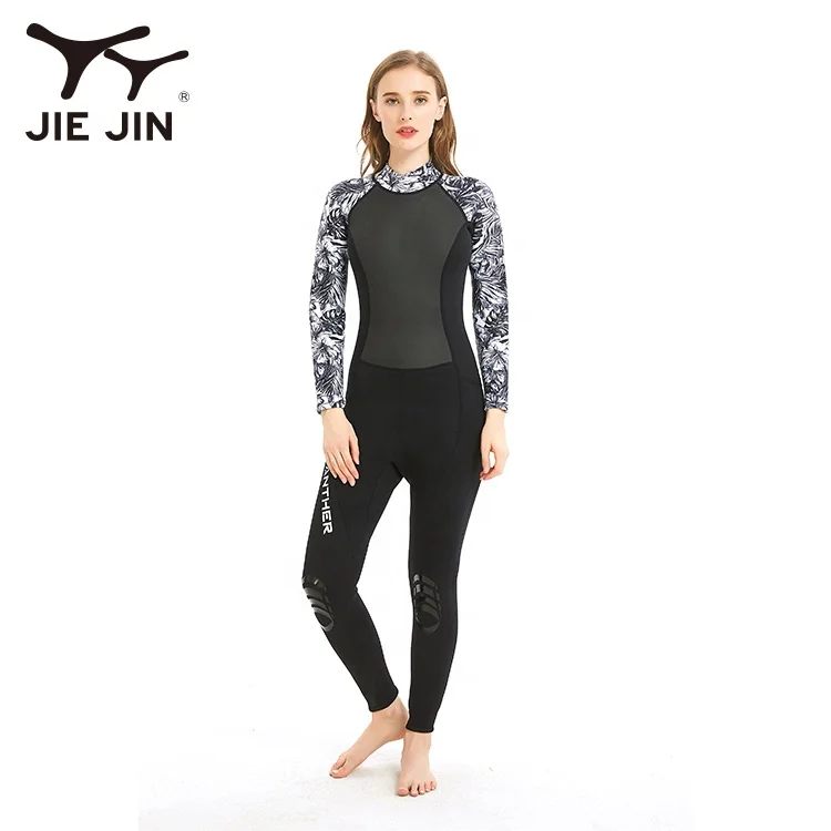 Custom Printed Low MOQ  Top Quality 3-5mm Neoprene Women Wetsuit