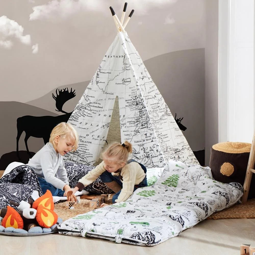 Wholesale Wooden poles world map indoor playhouse teepee kids room for gifts