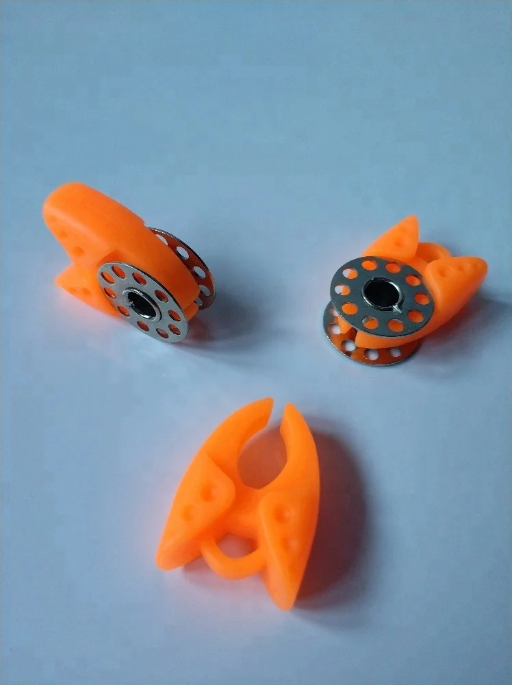 12 Pieces Assorted Color Sewing Tools Accessories Thread Bobbins Holders Clamps