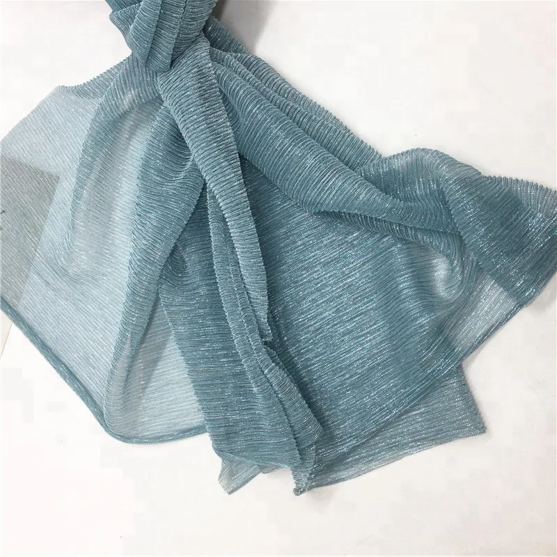 
Beautiful Fashion Elasticity Gold Wire High Grade Fashion Dubai Hui Nationality Muslim Head Hijab Warps Scarf Shawl 