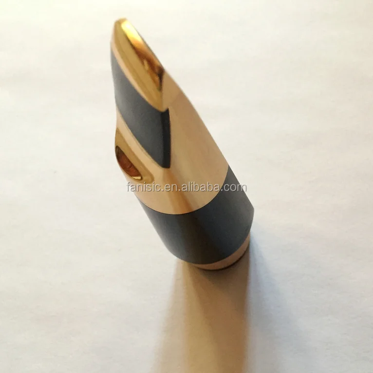 Металлический мундштук кларнета