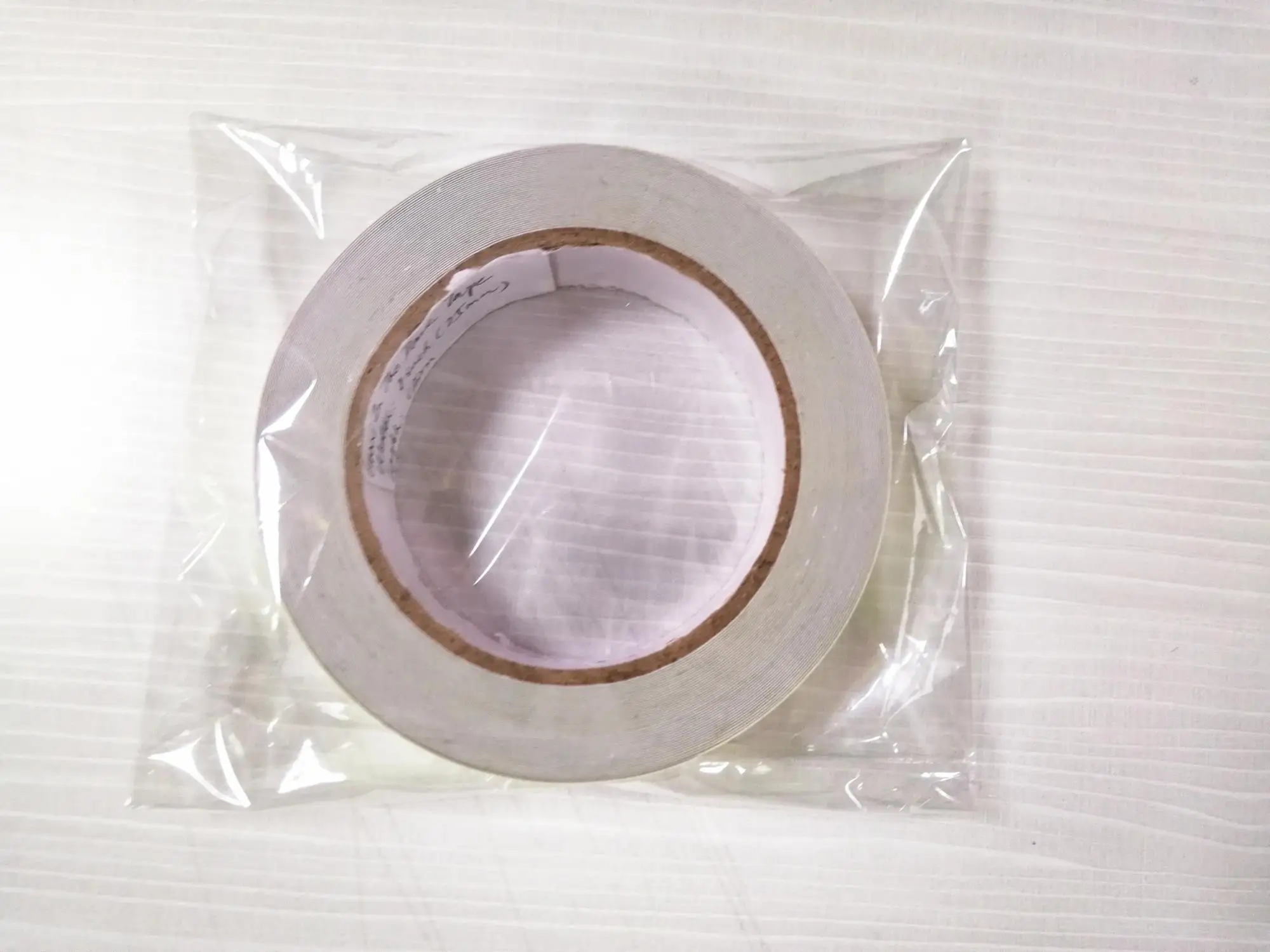 Hot selling high quality  strong adhesive white popular Double Sided Tissue Tape with tissue material for Photo Album