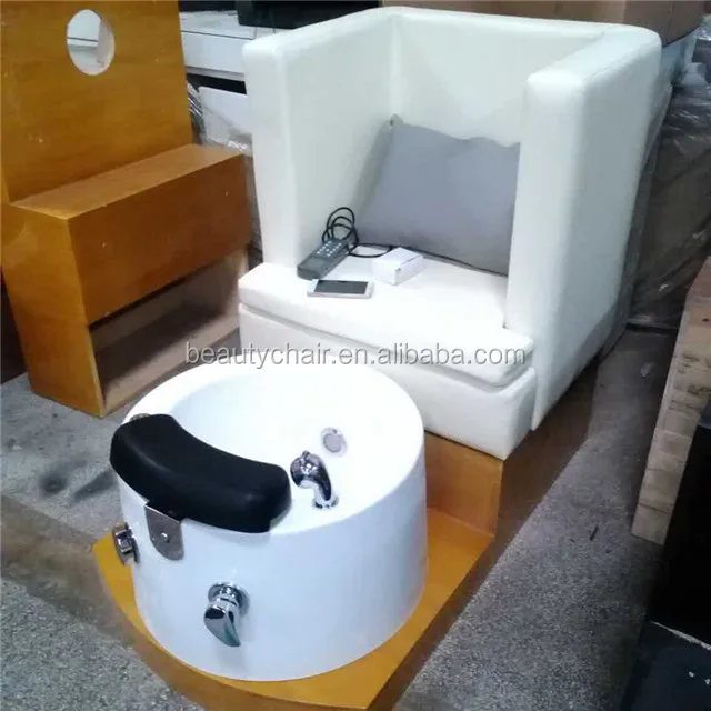 China Supplier Deluxe Pedicure Chair - 3-Seats Sofa for Nail Salon Foot SPA. High-Quality & Comfortable.