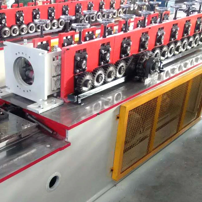 Corner bead light gauge steel frame keel rolling shutter slats roll forming machine for building