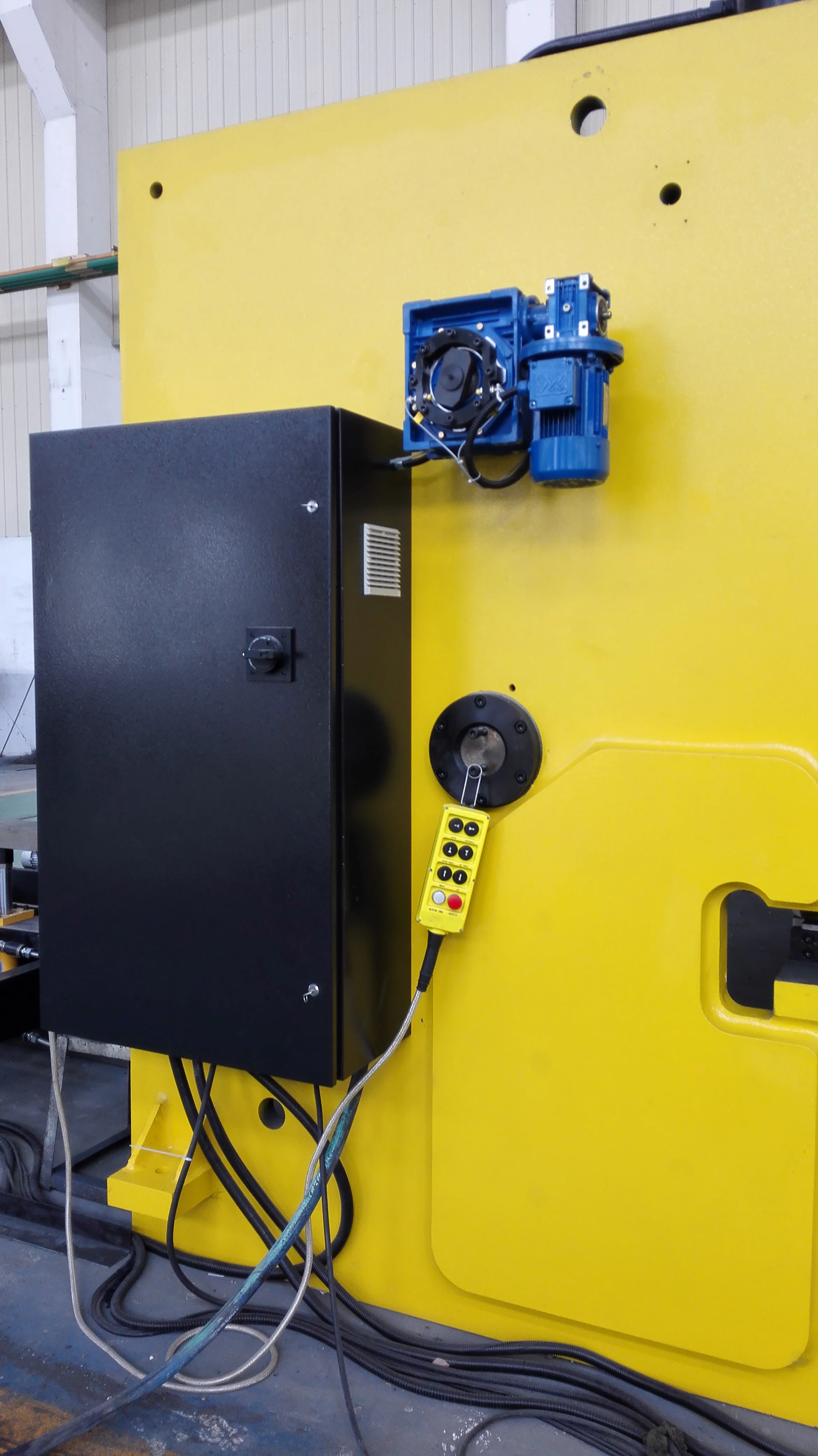 12 x 6000mm cnc metal sheet guillotine hydraulic shearing machine