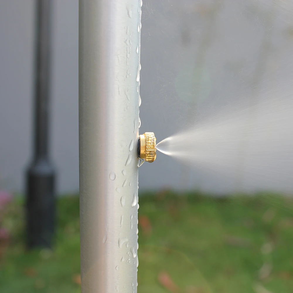 
Outdoor standing mist water sprinkler with hose 