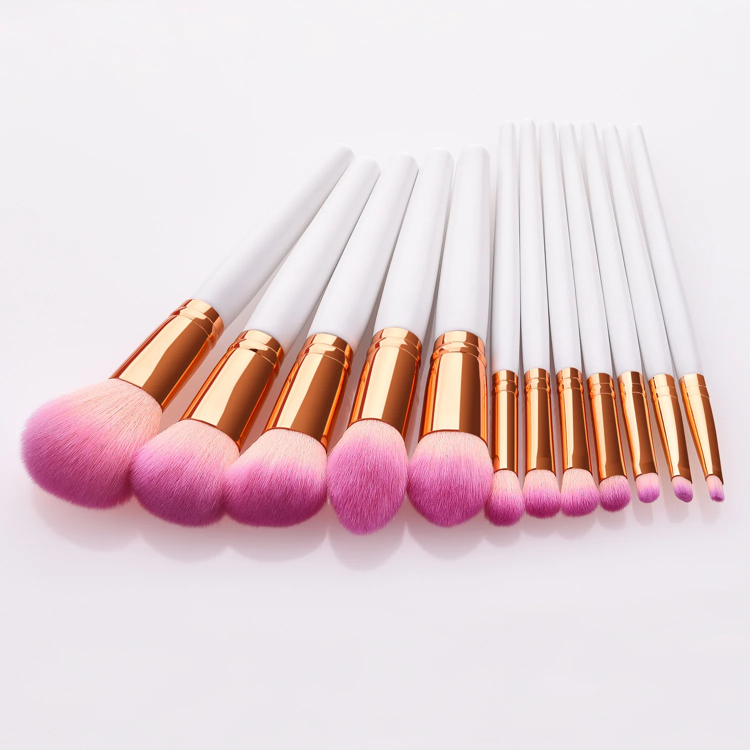 12pcs Luxury white handle Cosmetic Brushes Set makeup brush set With Private Logo with free sample