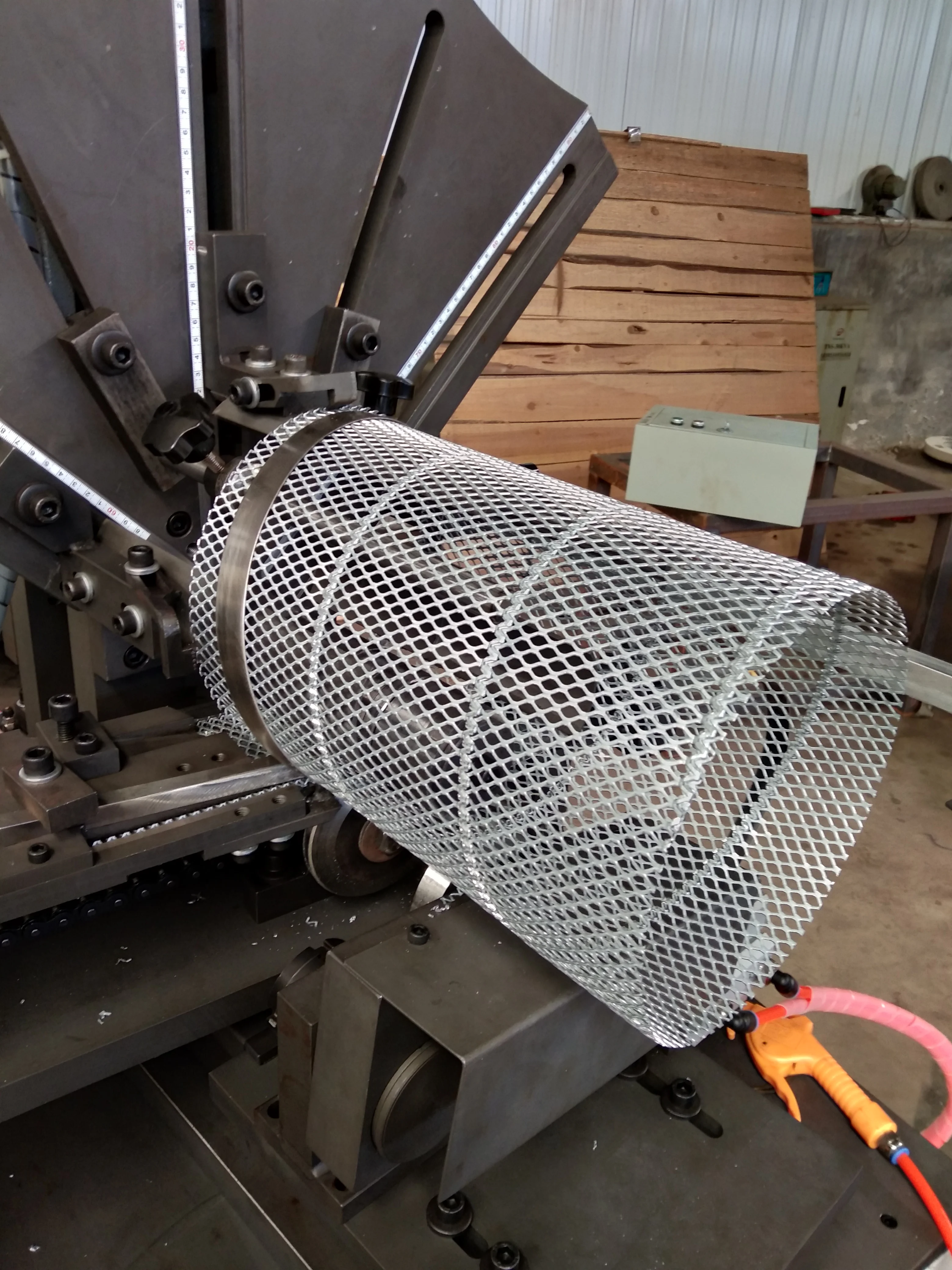 filter spiral tube making machine