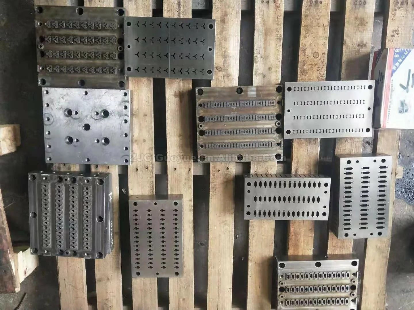 Полиамидная Тепловая полоса для изолированной оконной системы