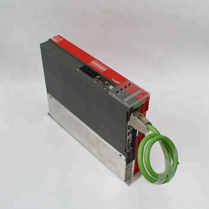 LUST SC34.0300.0011.0000.0 Servo Drive Amplifier