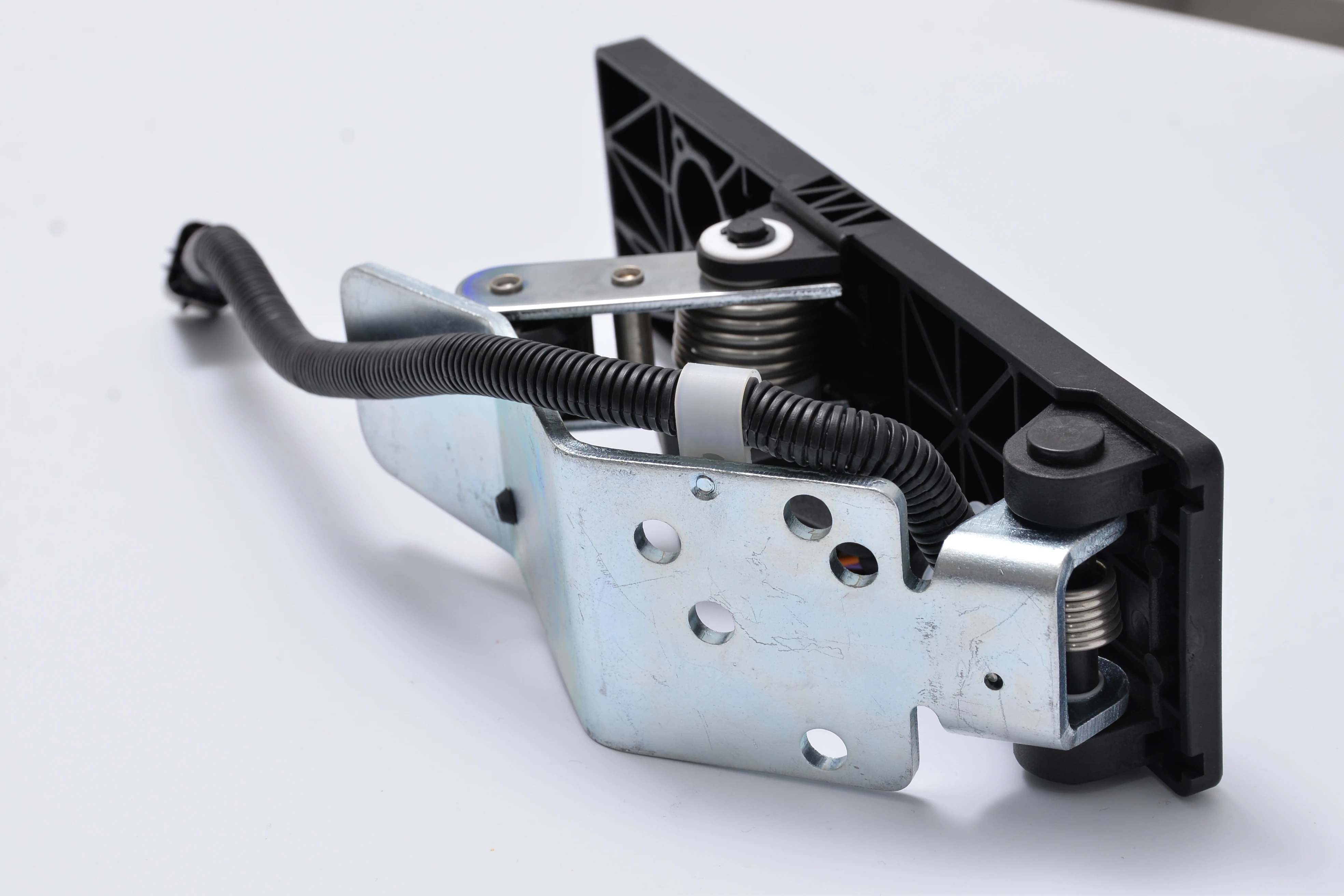 high quality accelerator pedal accelerator throttle pedal accelerator pedal assembly for bus