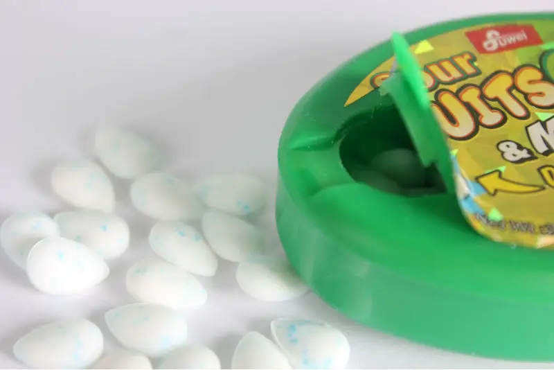  Твердые конфеты в двойной упаковке 22 г