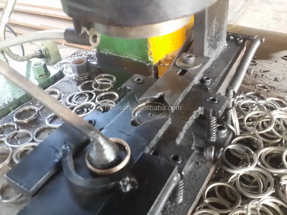 key ring making machine with video