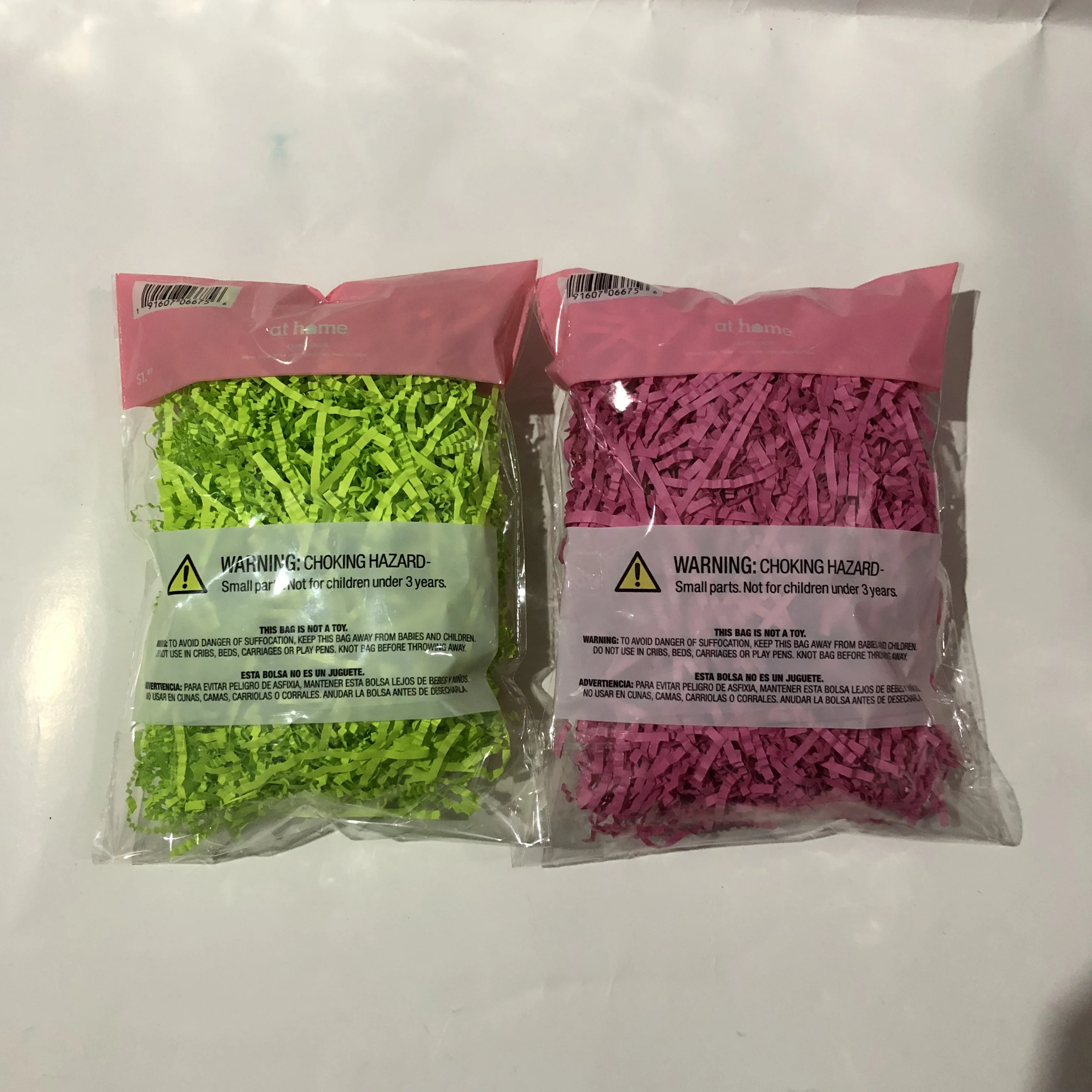 
Crinkle shred paper for boxes and basket filling 