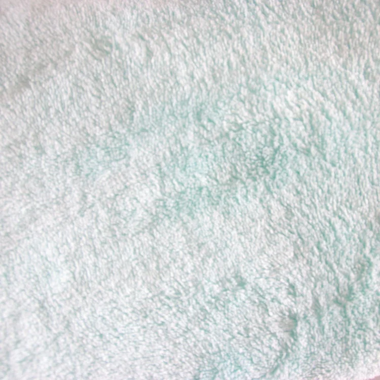 Мягкое банное полотенце из микрофибры и кораллового флиса