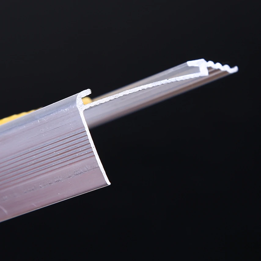 Indoor outdoor use easy install rubber stair nosing