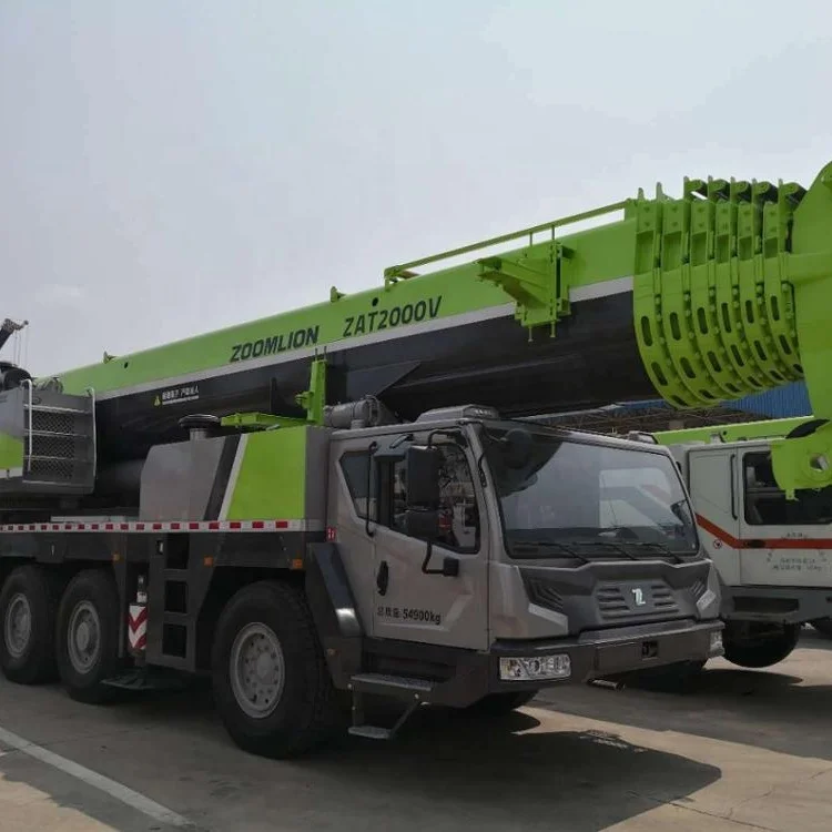 Zoomlion Six Hydraulic Lattice Boom 70T Mobile Truck Crane ZTC700