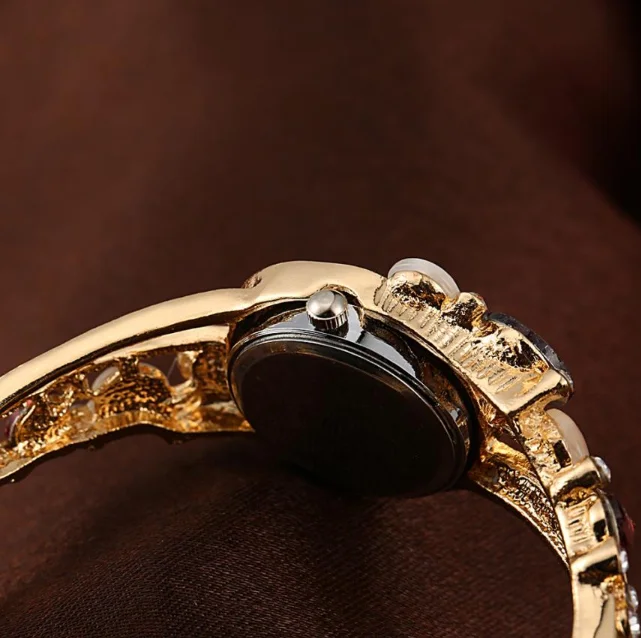
Bangle Watches Gold Plated Wrist Watch Crystal Flower Women Bracelet Dress Quartz Movt 