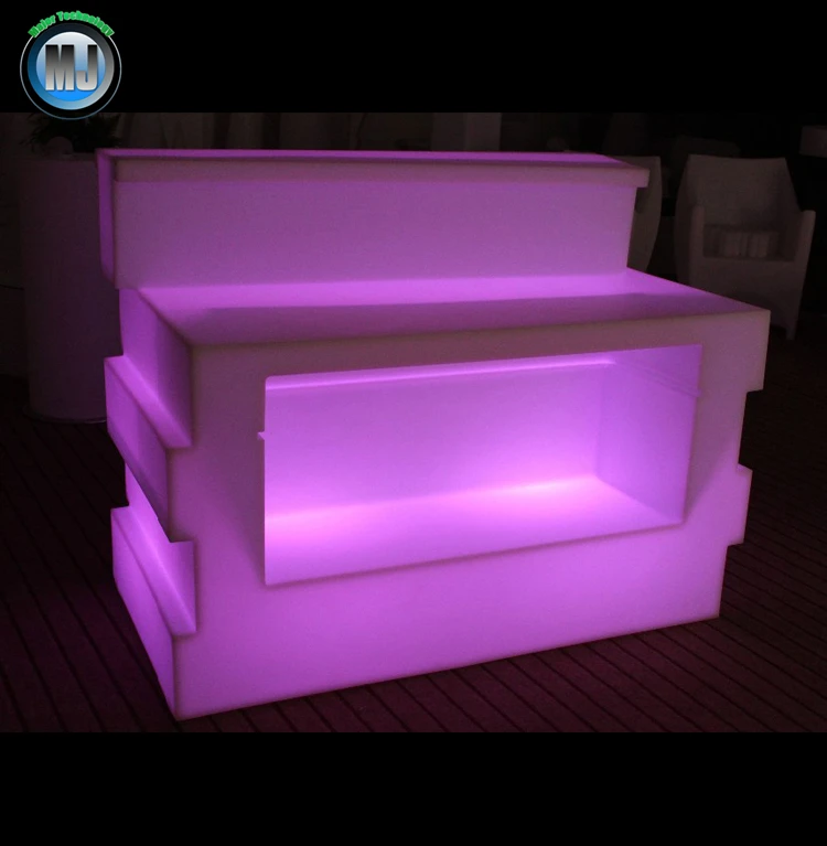 
Hot Sale New Design High LED Glowing Cocktail Table Battery Power Light up Bar Table 