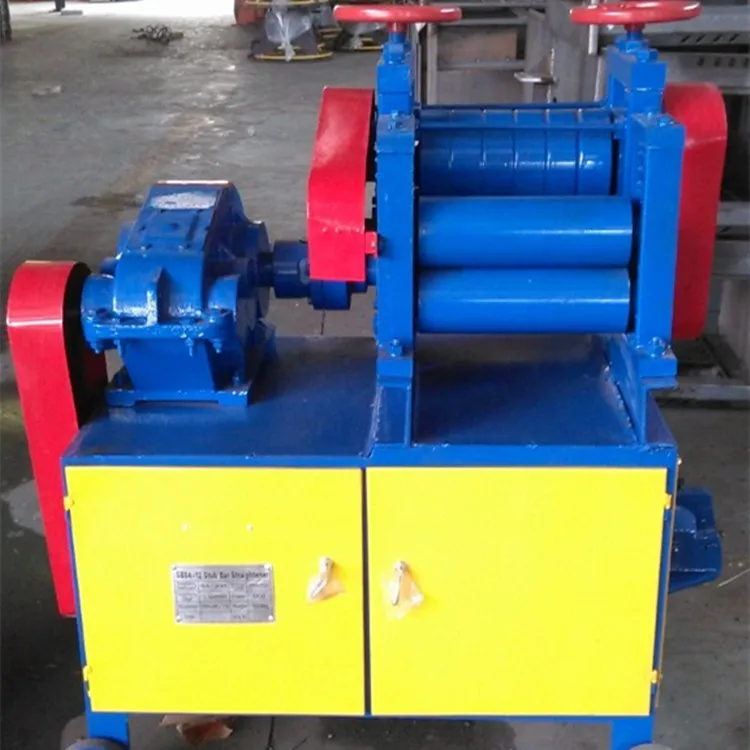 New type scrap rebar straightening and cutting machine