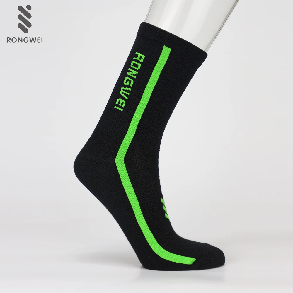 2019 New Arrive Custom Knitting Logo Sports Cycling Socks