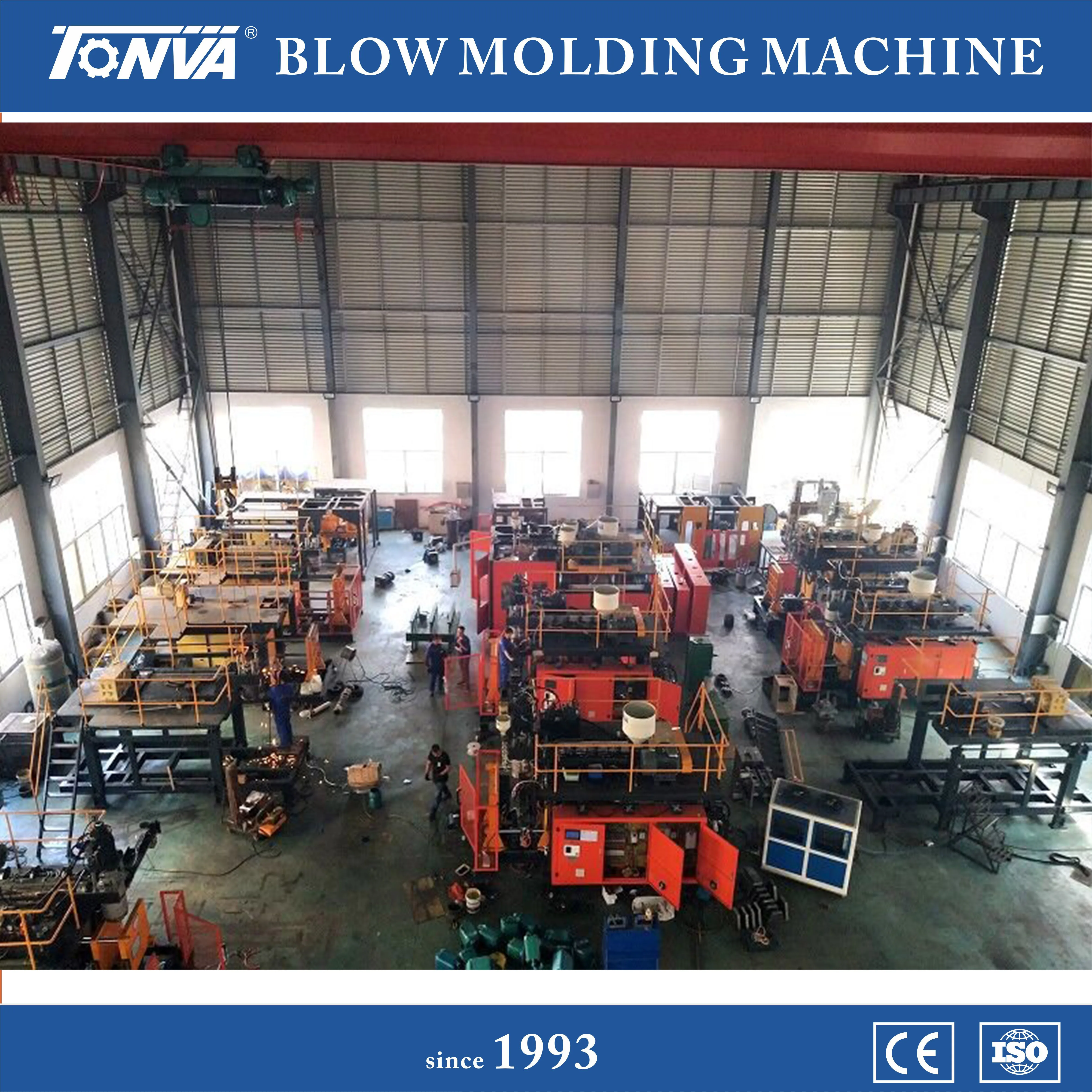 
hollow plastic products extrusion blow molding machine making Kayaking 