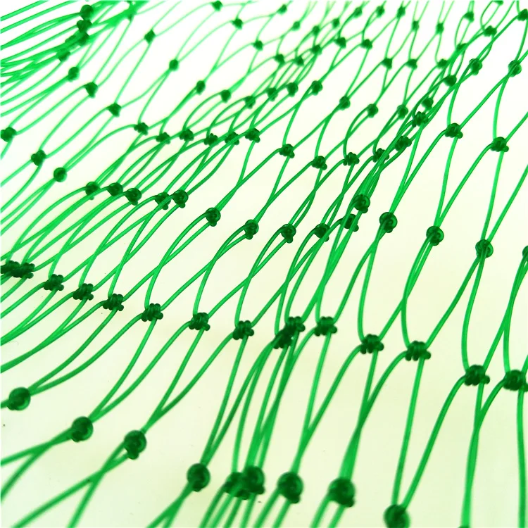 hot sale HDPE knotless sports netting /white soccer football net made in china