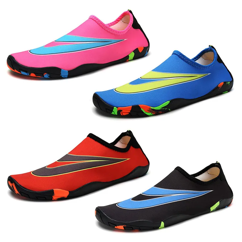 2019 fashion barefoot upstream Water Shoes Beach Sandals Aqua Shoes