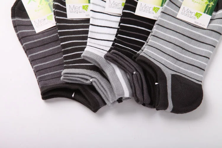 Wholesale colorful stripe men bamboo fiber socks business custom packing breathable socks charcoal Absorb Sweat ankle socks