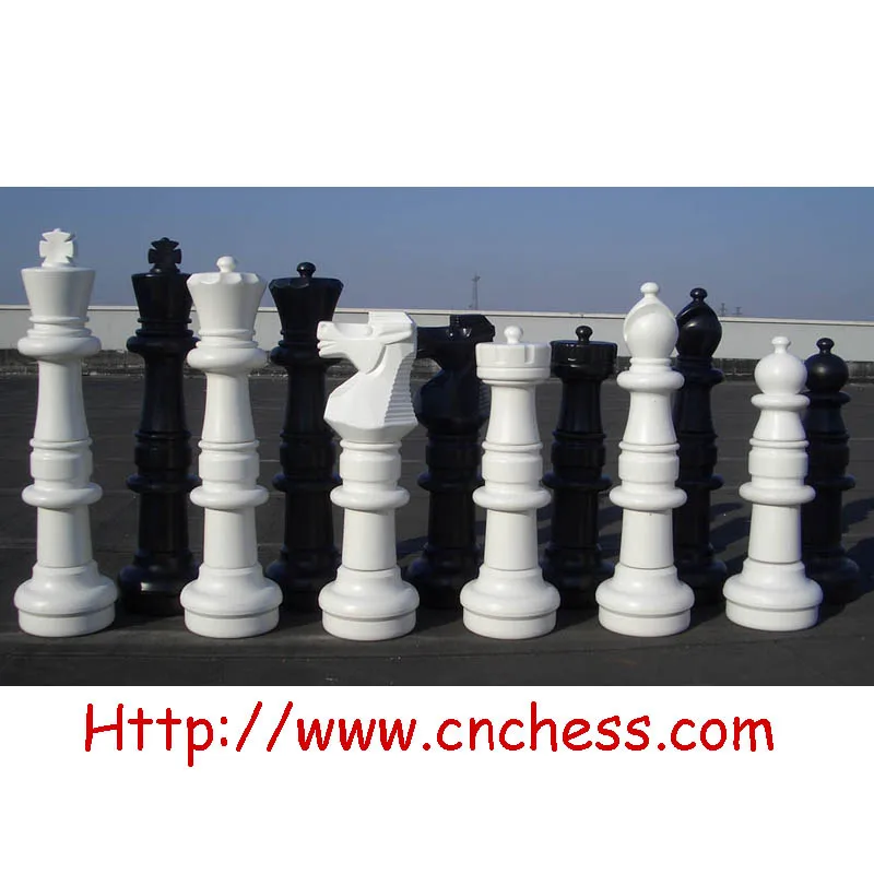 garden chess piece