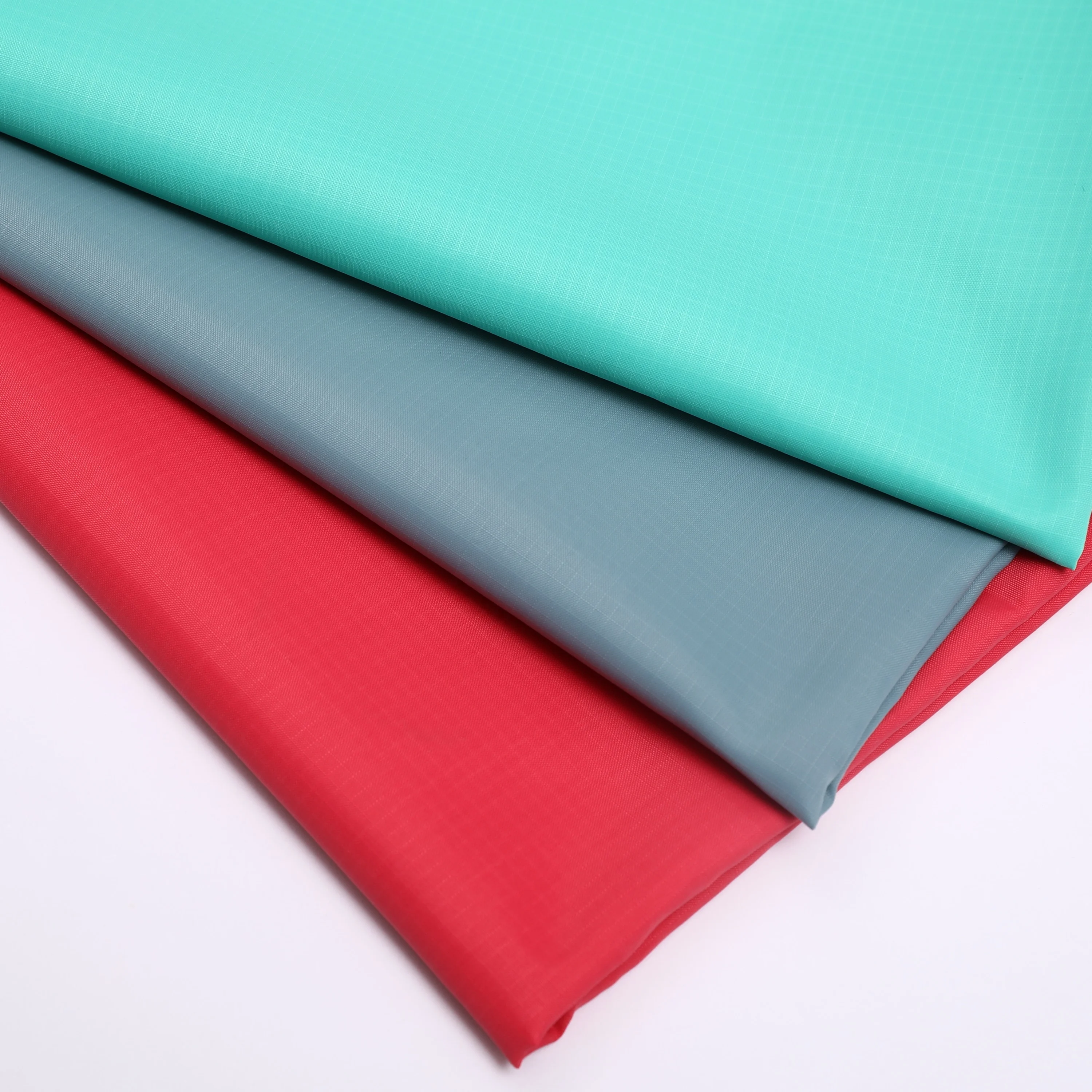 Factory cheap price 70D Taffeta waterproof  nylon fabric for backpack, tent